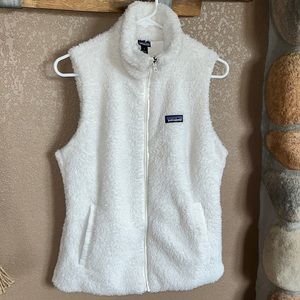 Patagonia - White Vest (Loved!)